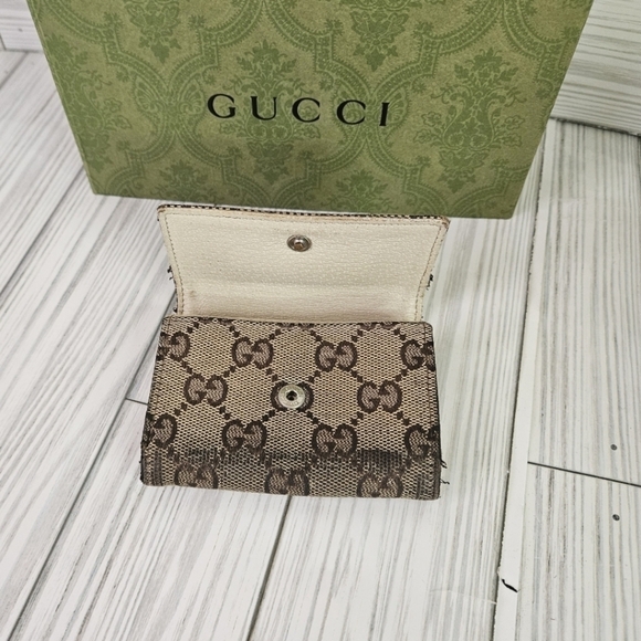 Gucci Vintage GG Monogram Snap Wallet with Coin Pouch in Canvas and Leather - Picture 10 of 10